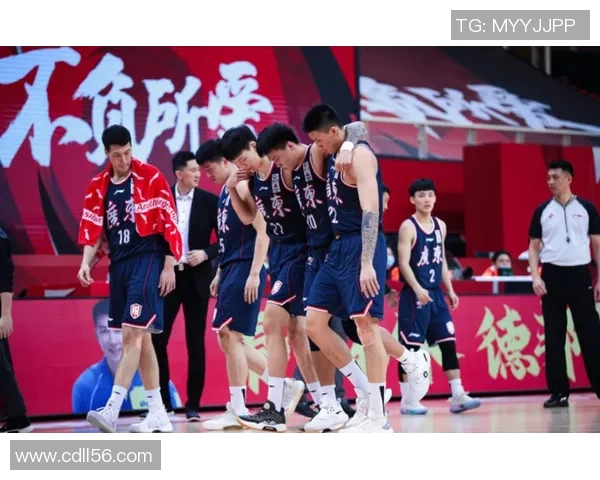 克鲁塞罗与竞技的精彩对决直播全程回顾与分析 克鲁塞罗与竞技的精彩对决直播全程回顾与分析