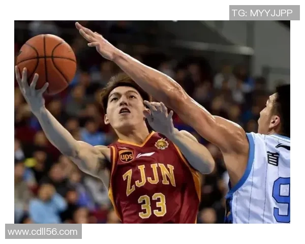 吴前:从篮球场上的闪耀明星到青年运动员的榜样之路 吴前:从篮球场上的闪耀明星到青年运动员的榜样之路